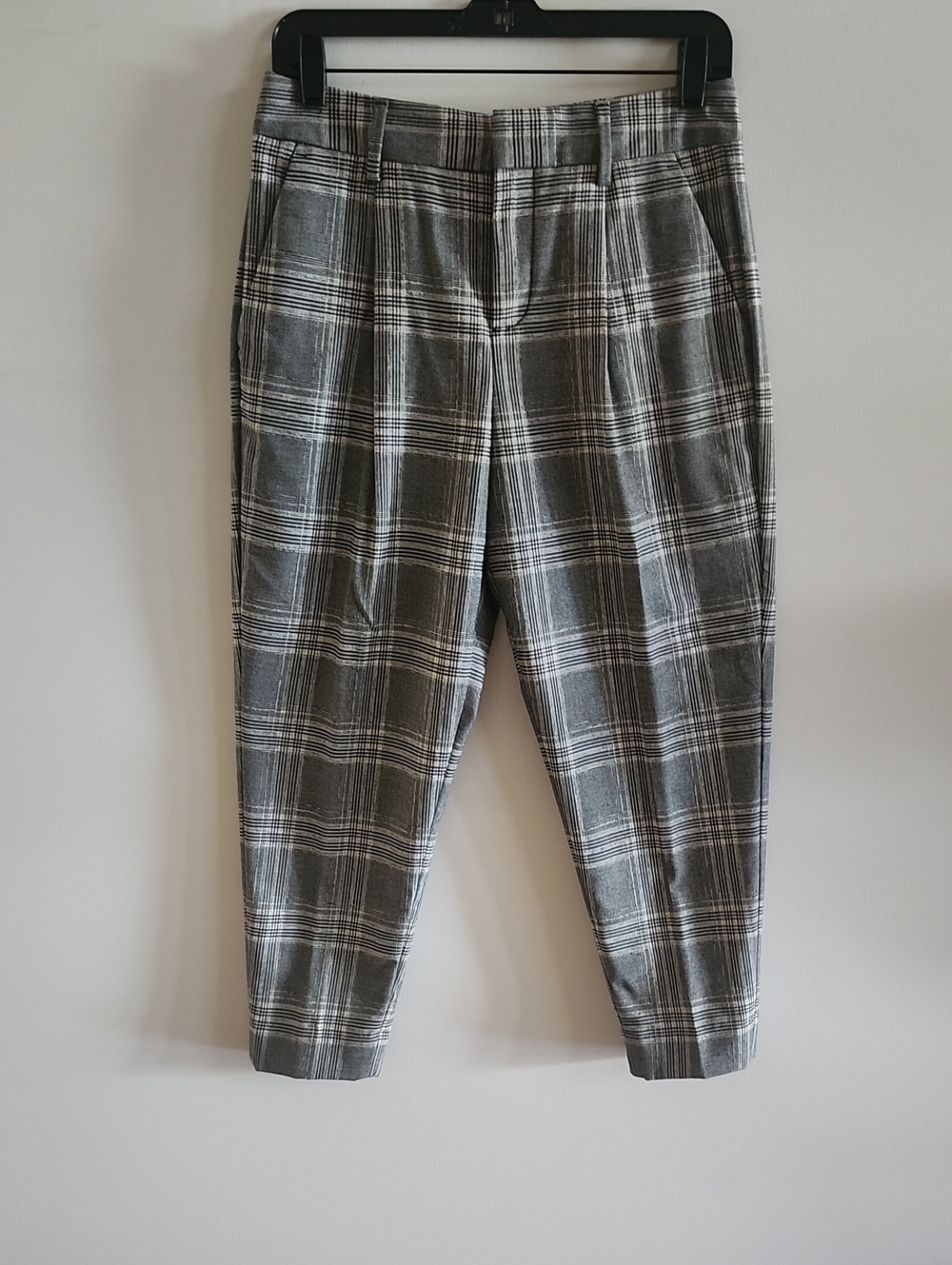 Banana Republic Gray Plaid Cropped Trousers